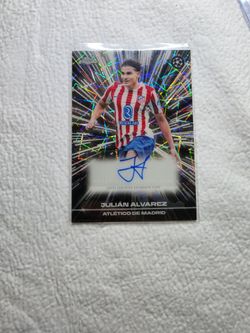 Julian alvarez auto topps uefa.