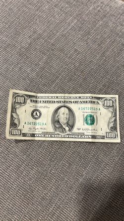 100 dollars