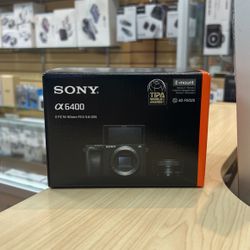 Sony A6400 With 16-50mm Lens