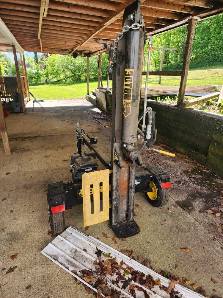 30 Ton Log Splitter