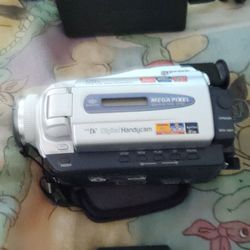 Sony handycam dcr-trv25