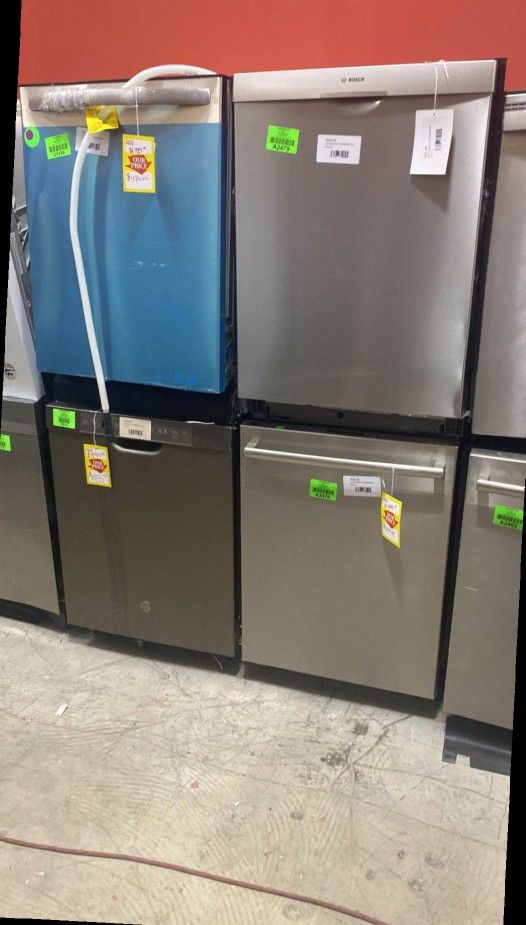 BOSCH SHS843AF5N 300 48-Decibel Top Control 24-in Built-In Dishwasher