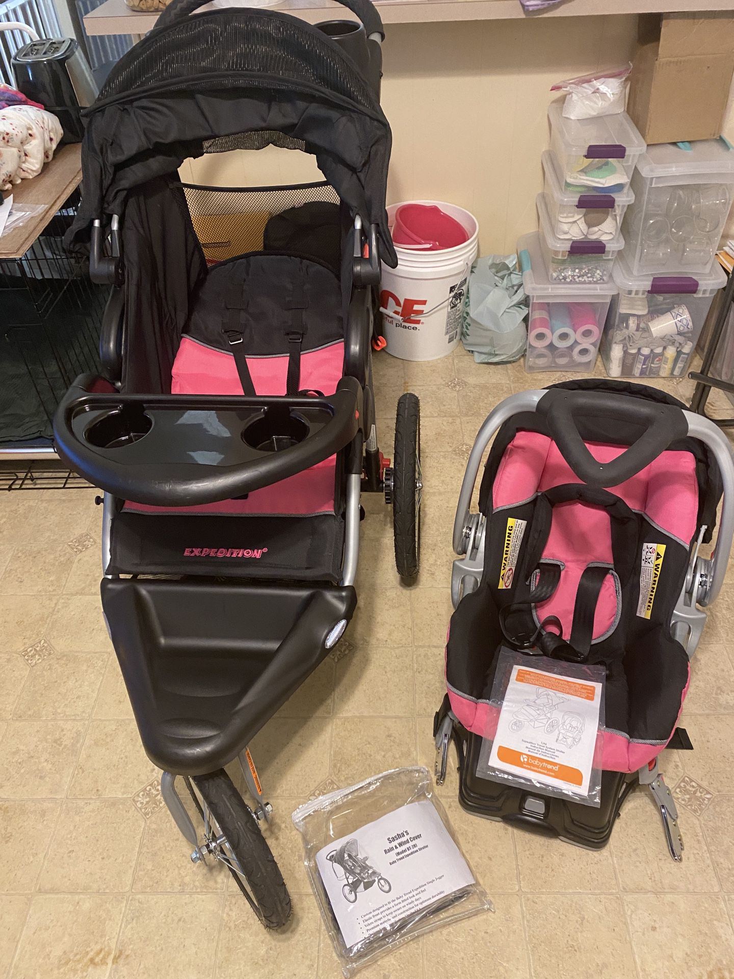 * Sale Pending* BabyTrend Expedition Travel System