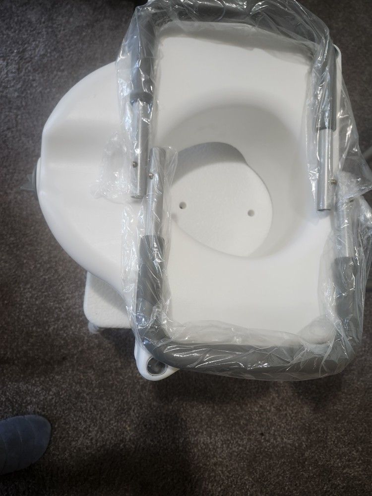 Toilet Seat Extender - New, Never Used