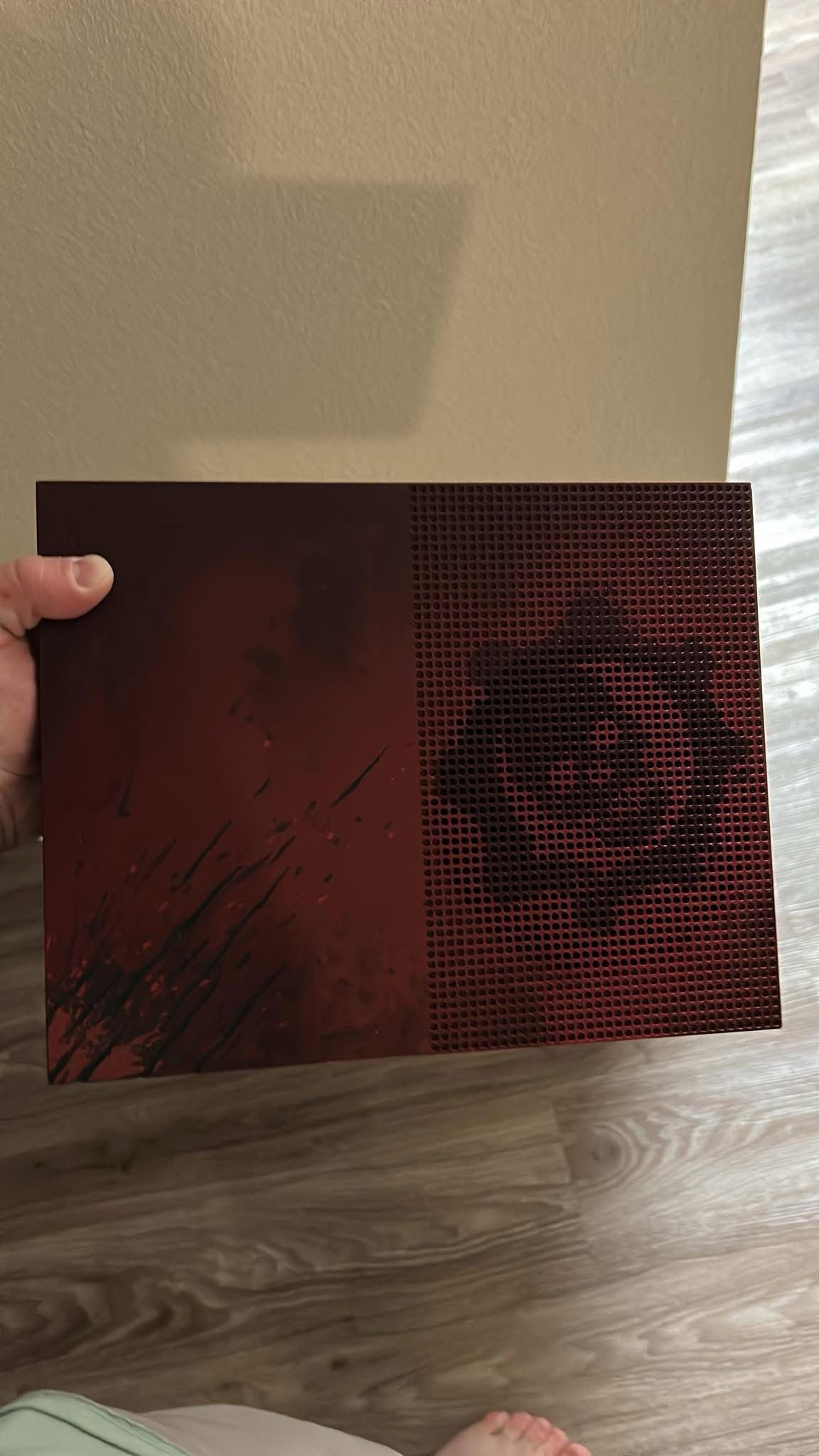 Xbox one x gears of war 4 2TB special edition WITH 2 Games