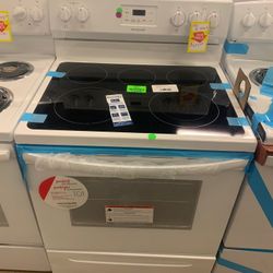 FRIGIDAIRE FCREAW 30 in. 5.3 cu. ft. Range Stove 4J