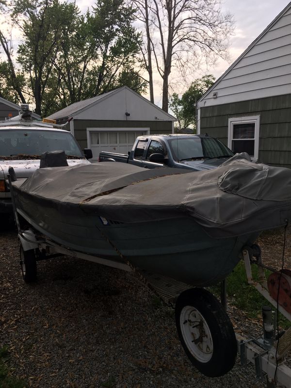 Fishing boat