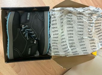 DeWalt black & blue work boots size US 6