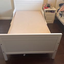 Toddler/twin Bed
