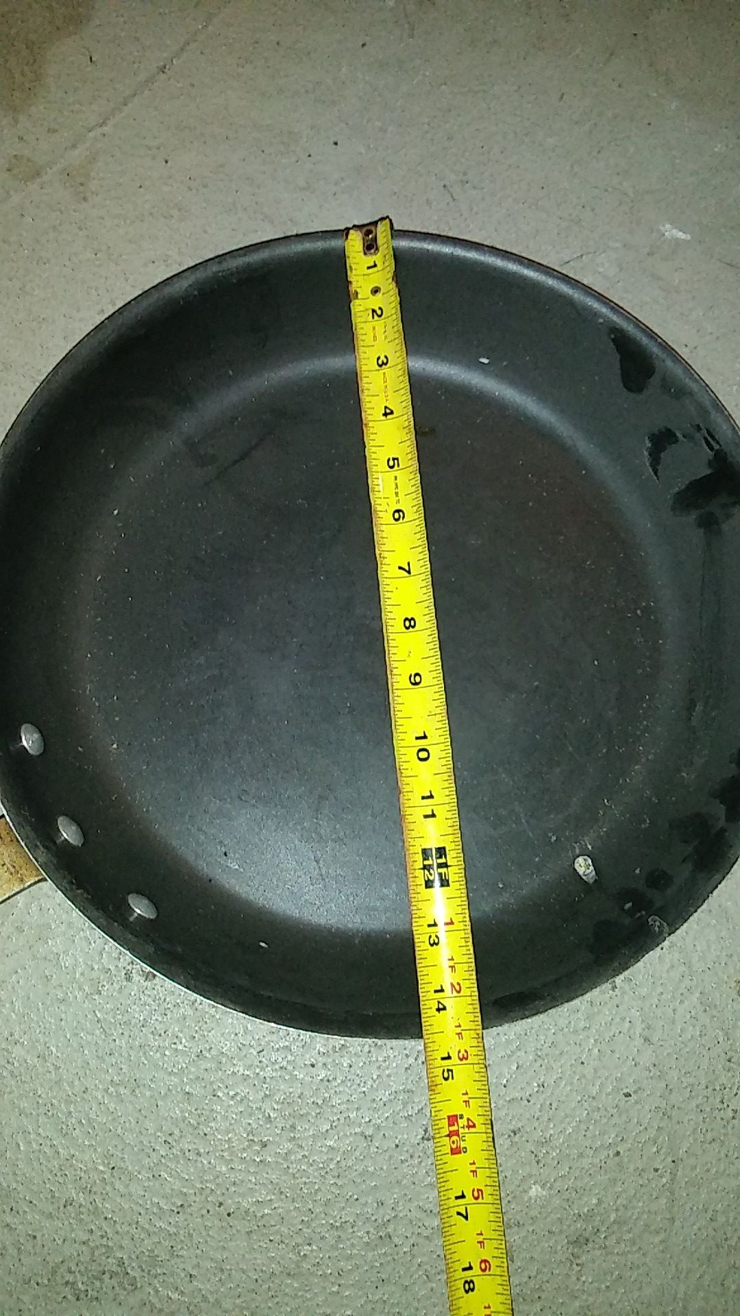 Large Frying pan
