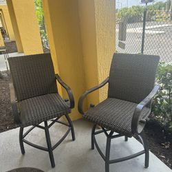 2 Patio Chairs Great Condition 