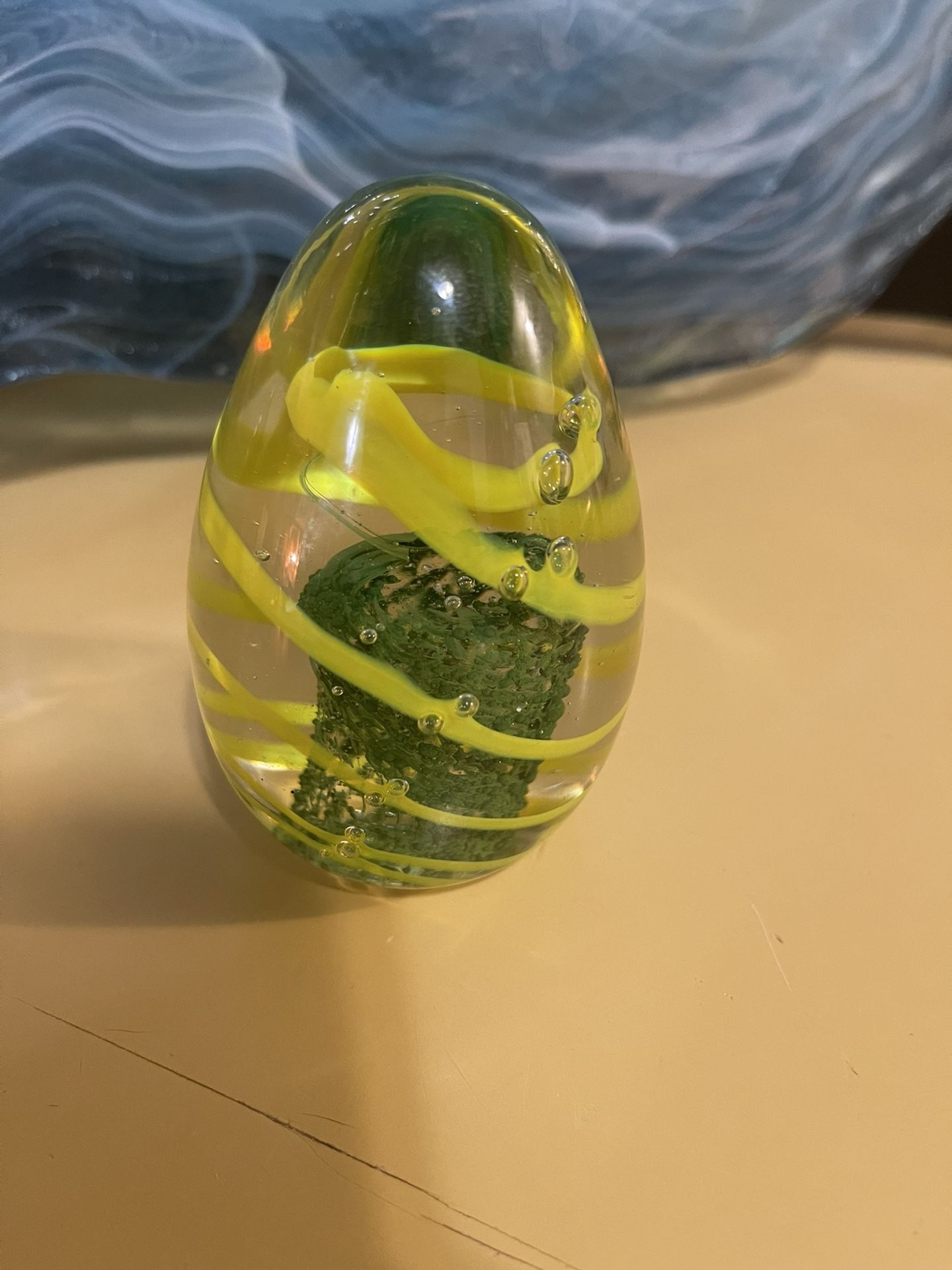 Studio Art Glass Green Egg Shaped 3 1/4” Paperweight! Mint Condition!