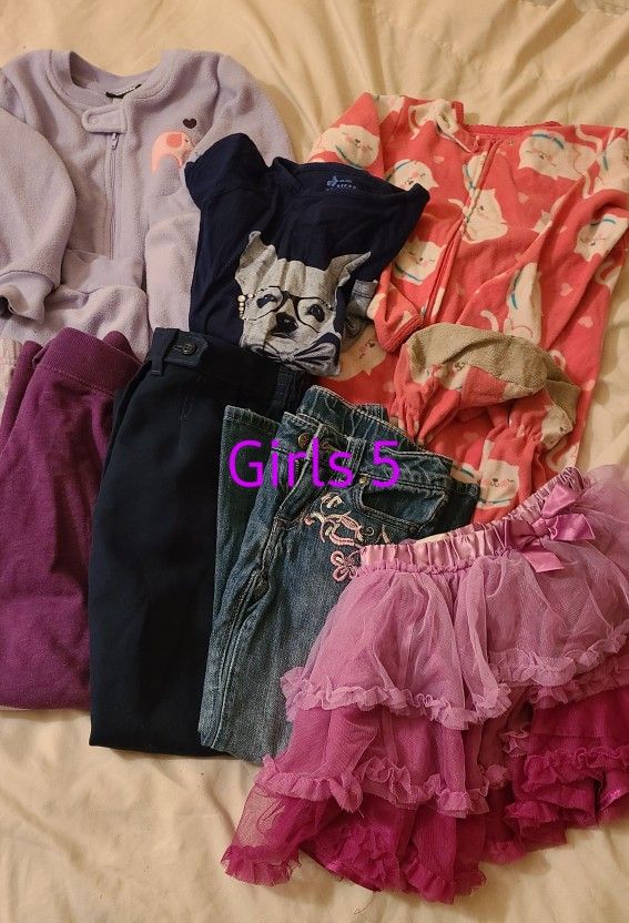 Girls size 5 2 blanket sleepers, 1 is footed, pajama pants, purple + blue pants, Embellished sequin blue jeans + rhinestone dog shirt, fluffy skirt
