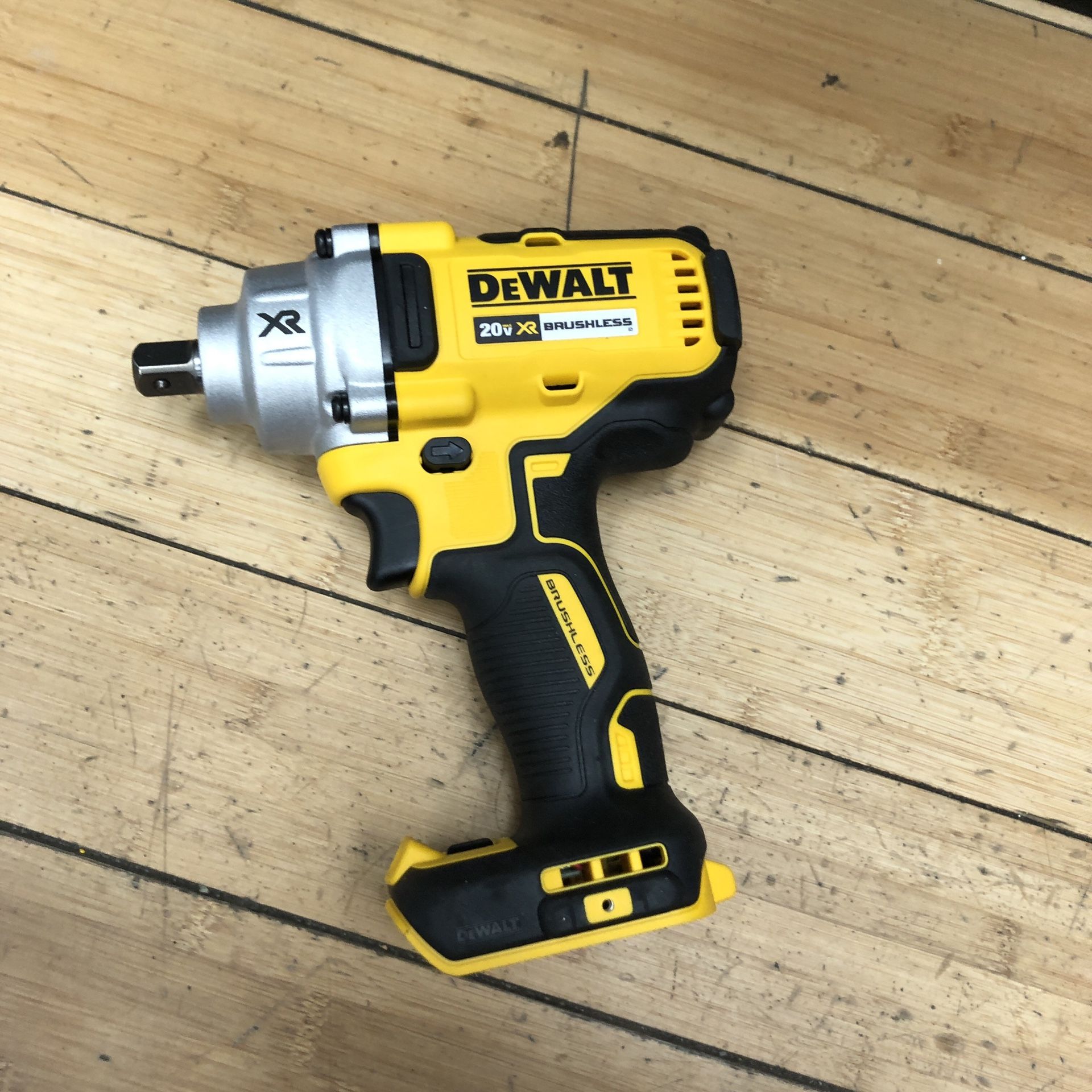 Dewalt 20V 1/2” Mid Range Impact Wrench (Tool Only)