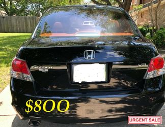 🟢💲8OO I'm selling urgent! 2OO9 Honda Accord Runs and drives great. Clean title in hand! Mechanically perfect! very strong V6🟢.....