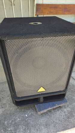 Behringer Eurolive VQ1800D active Subwoofer