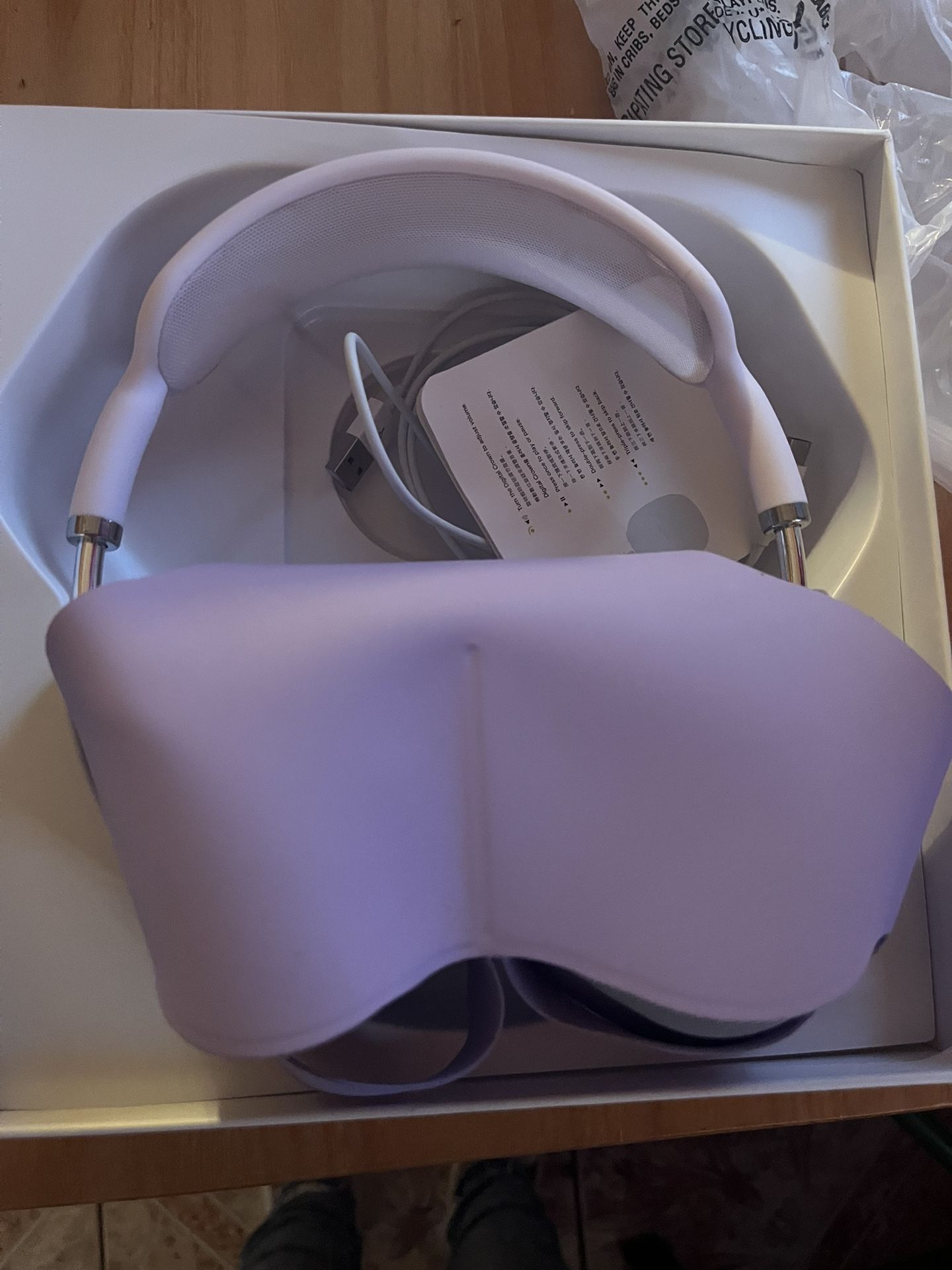 Apple AirPods Max- Purple