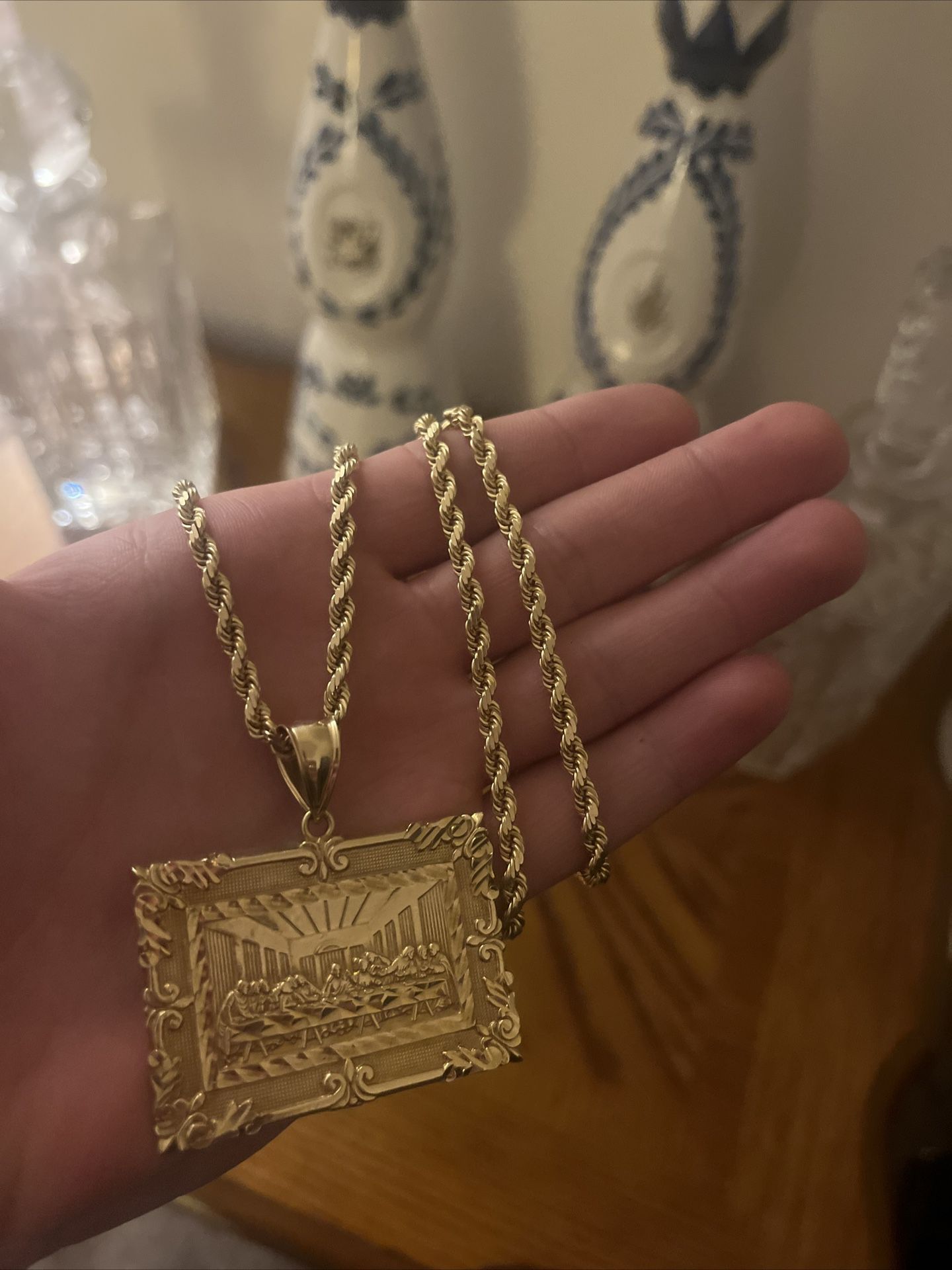 10k Yellow Gold Solid Rope Chain And Last Supper Pendant