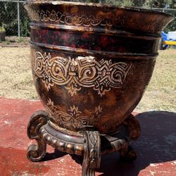 Decorative Vase/ furniture 