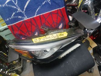 2018-20 Infinity Q50 Right Headlight