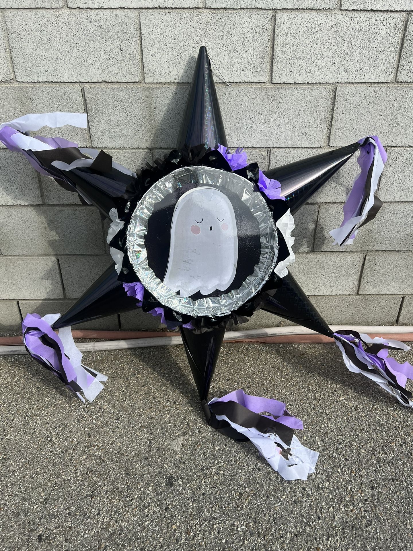 Ghostie 3D Star Pinata