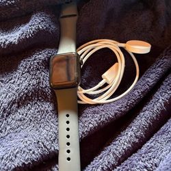 Apple Watch SE New New Version