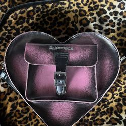 Black/Pink Leather Heart Bag Dr Marten
