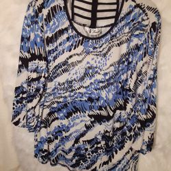 N Touch Women's Black, White and Blue Dress Shirt Size 38