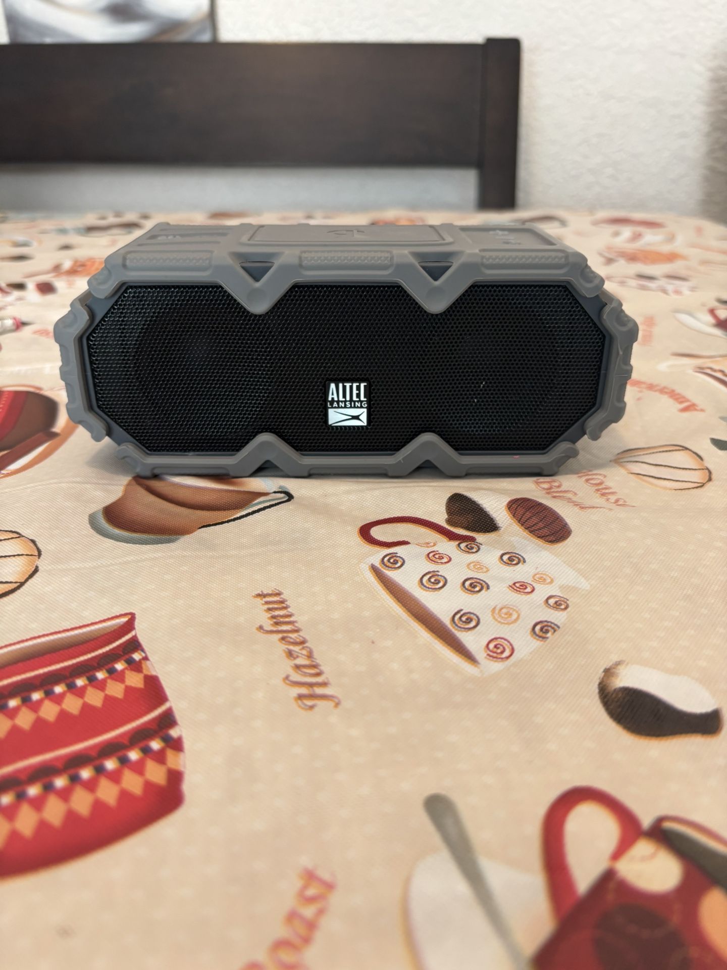 Altec Lansing Lifejacket Jolt Waterproof Bluetooth Speaker