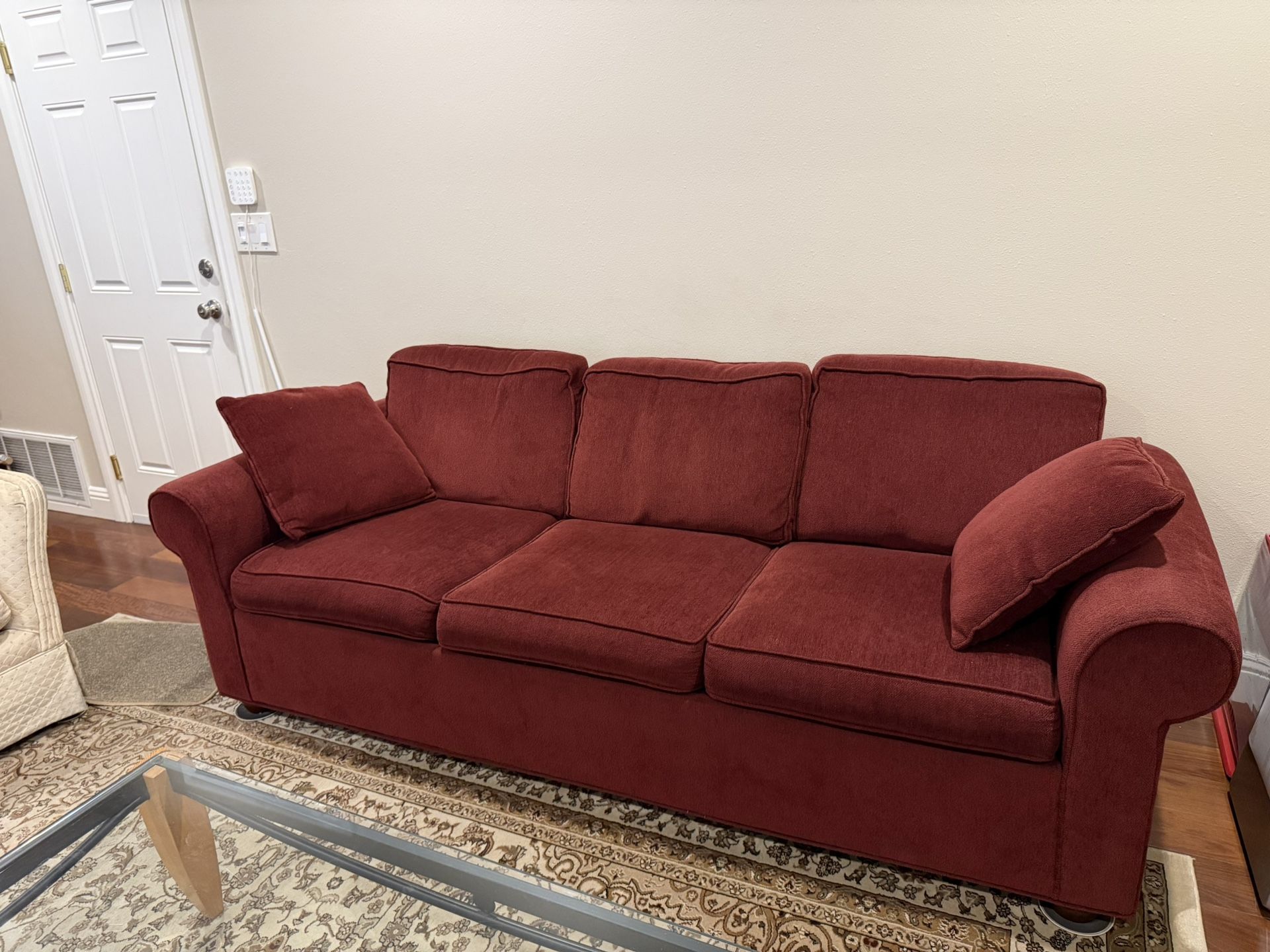 Free Couch !
