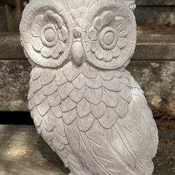 Concrete Owl 