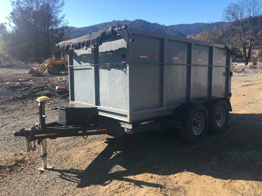 2013 Dump trailer 10ft 12k pounds