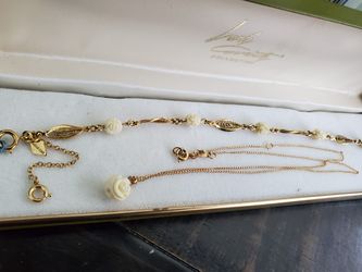 Vintage Sarah Coventry Necklace & Bracelet