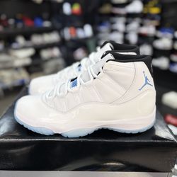 Jordan 11 “Legend Blue”  size 9.5