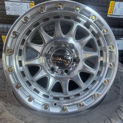 17” Kmc 556 Crux 6x135 gloss silver machine