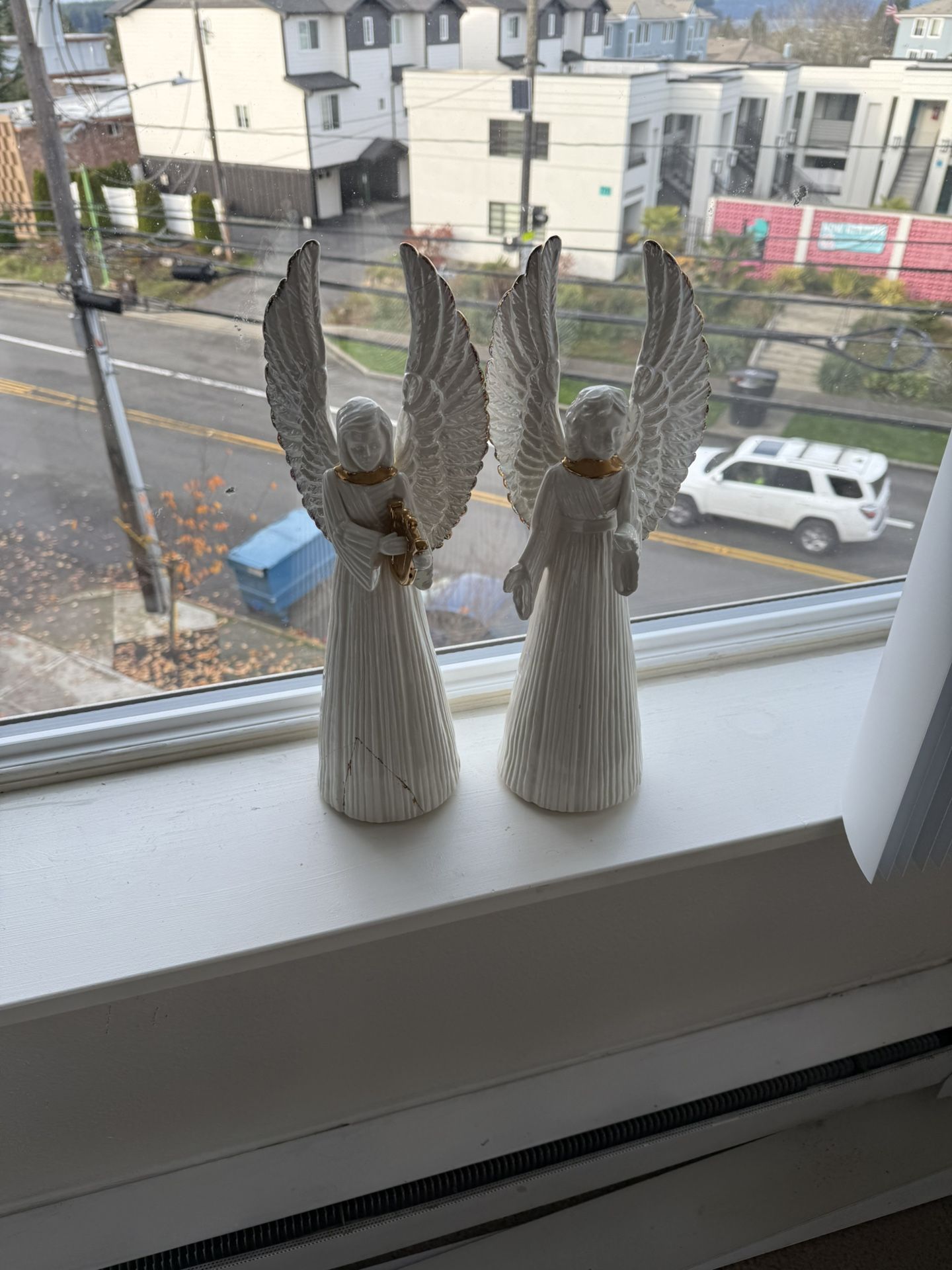 2 Ceramic Angels 