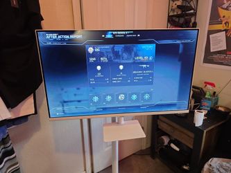 Samsung 32" Smart Monitor m7 movingstyle with White stand and base