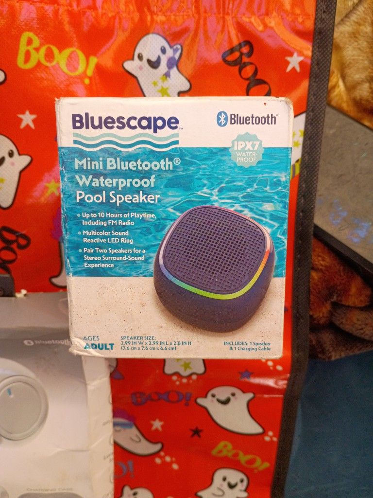 Bluescape Mini Bluetooth Pool Speaker And 2Boom Earphones