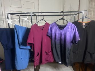 Scrubs small