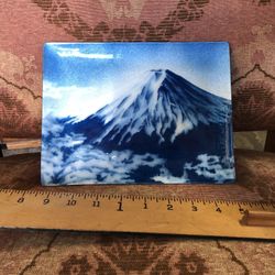Vintage Enameled Japanese Mt Fuji Porcelain Plate 