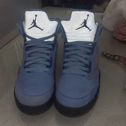 Jordan 5 unc size 9’5