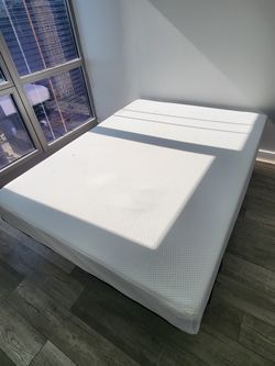Zinus Memory Foam 8 Inch Green Tea Mattress, Queen