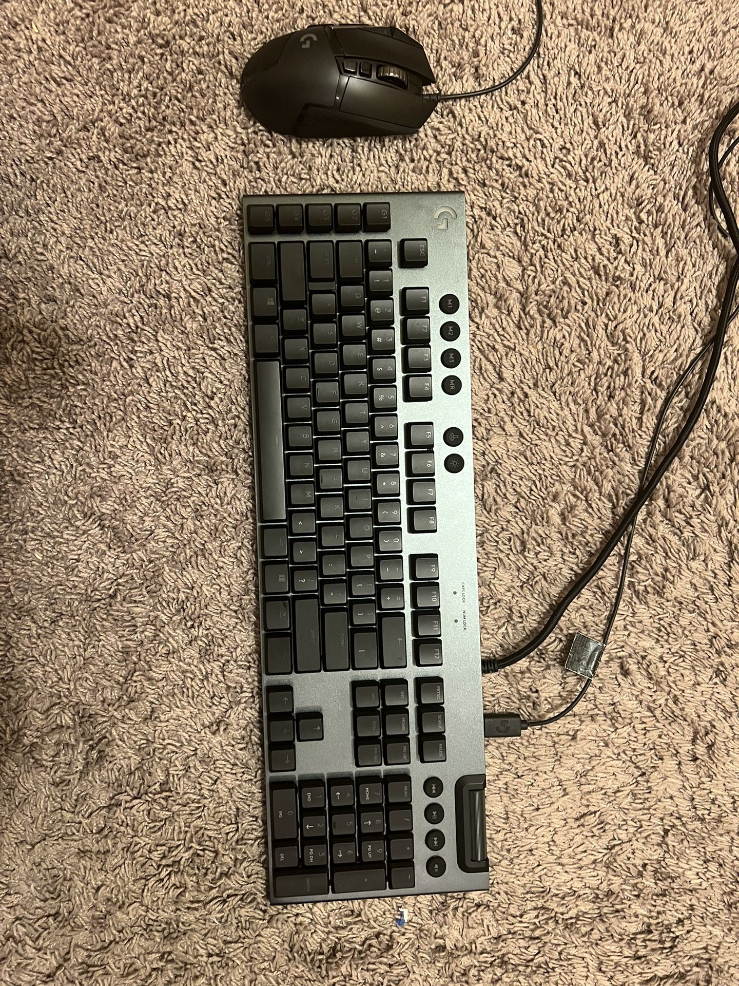G 815, Like It Was Out Of The Box  Free Mouse