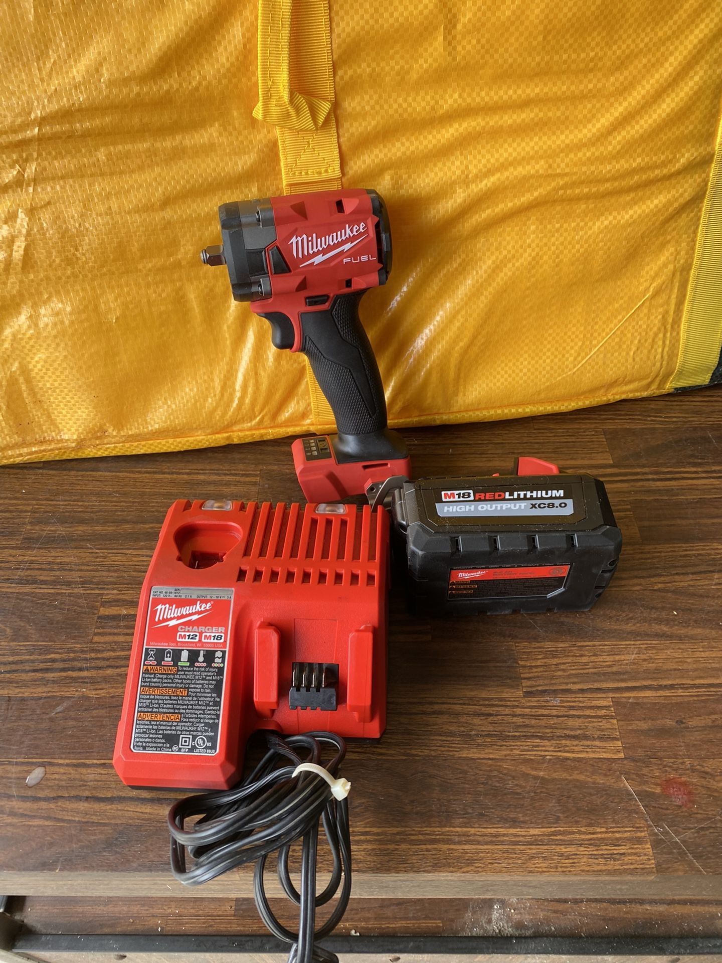 Milwaukee 18 V fuel 3/8 stubby kit