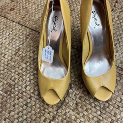 Mustard Yellow Wedges By Qupid