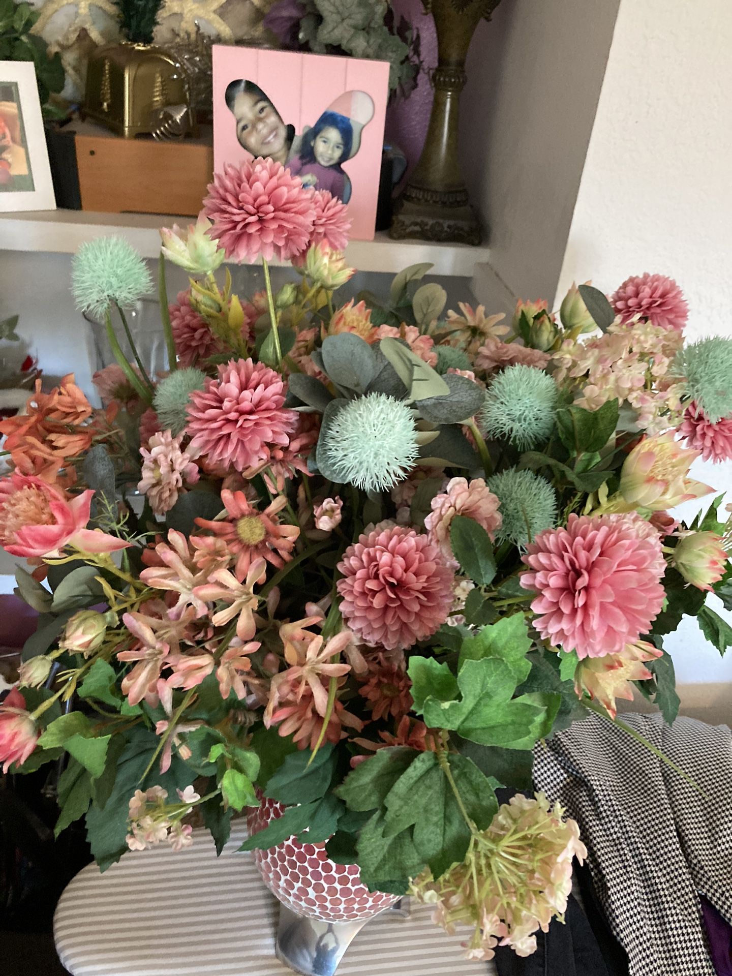 Flower arrangement 