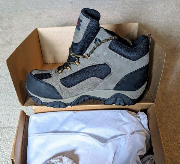 NEW Men's MERRELL Work Boots Sz. 11 Wide - Steel-Toe