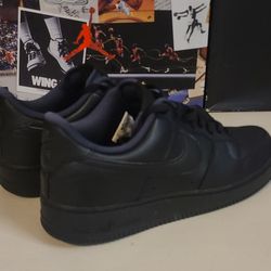 Nike Air Force 1 '07 Triple Black CW2288-001 Men's Size 10