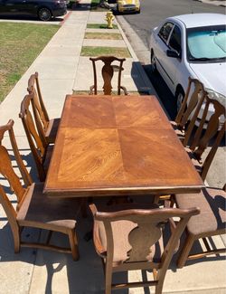 FREE DINING TABLE