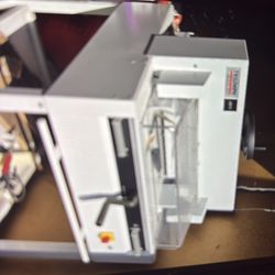 Industrial paper cutter